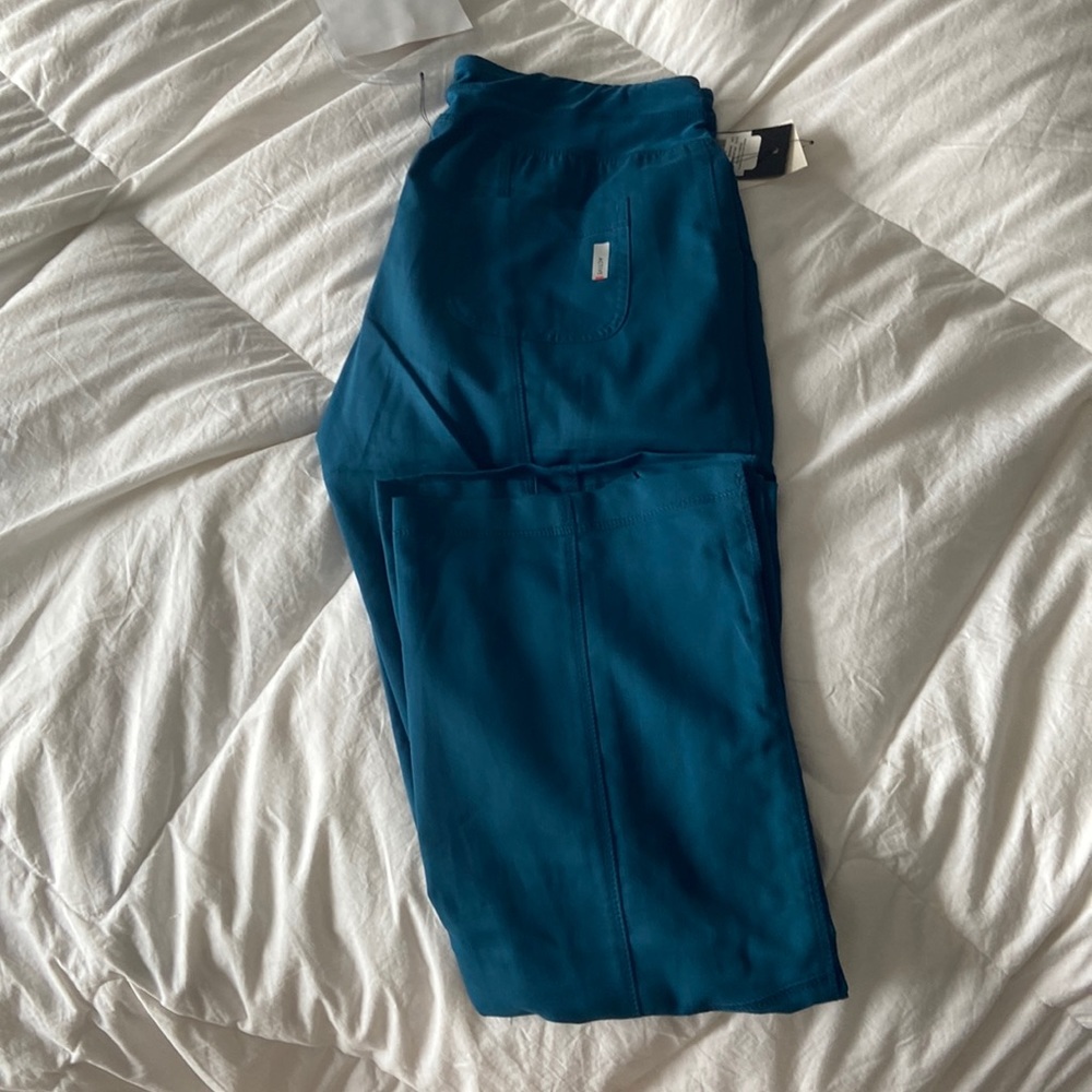 Greys anatomy bahama scrub pants